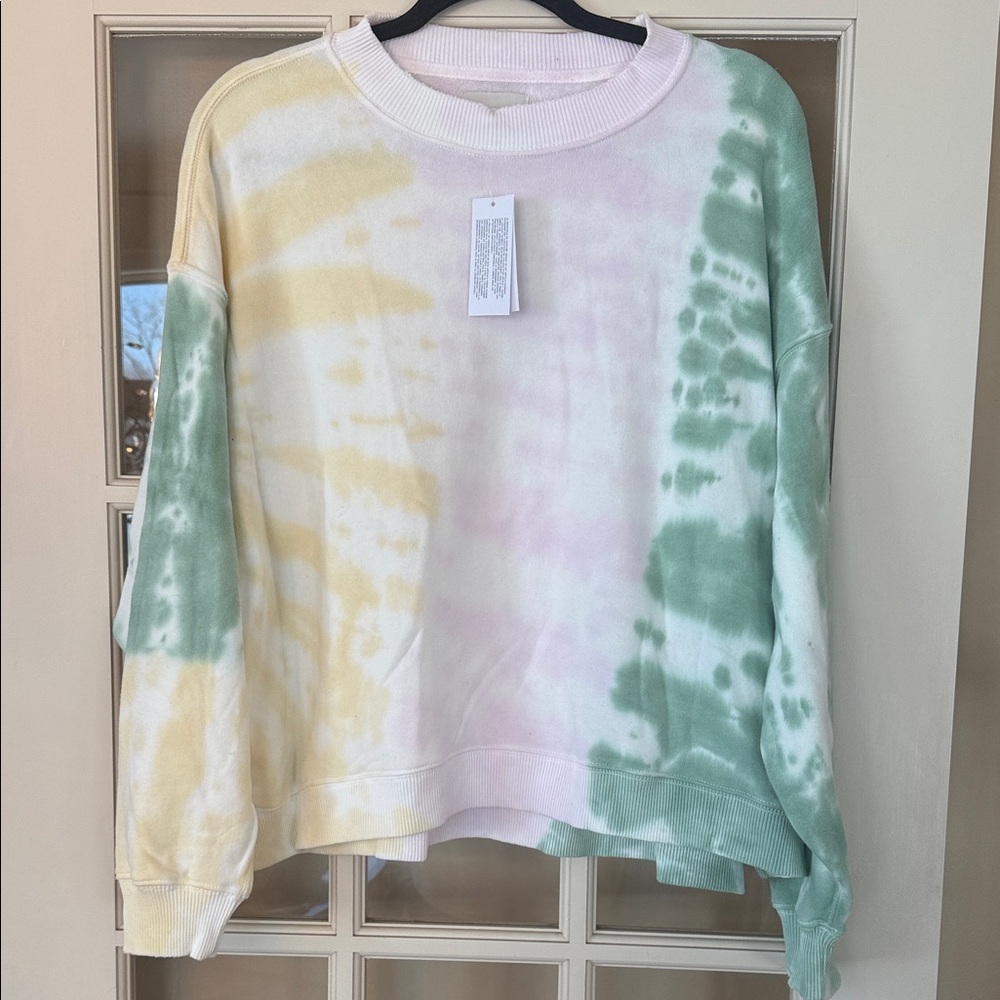 NWT size XS American Eagle Outfitters Soft Tie Dyed soft Sweatshirt